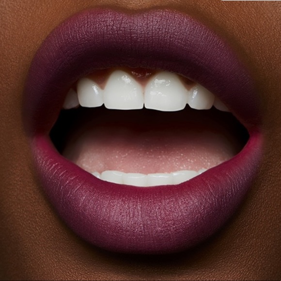 NWT MAC-POWDER KISS LIQUID LIPCOLOUR-GOT A CALL BACK - Picture 6 of 9